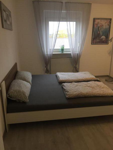 Gut Gelegenes Appartment Mit Wifi, Parkplatz, Wama, Trockner Usw. كايزرسلاوترن المظهر الخارجي الصورة